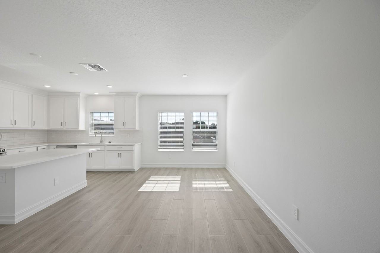 3463 Silent Gardens Cv - Photo 3 of 32