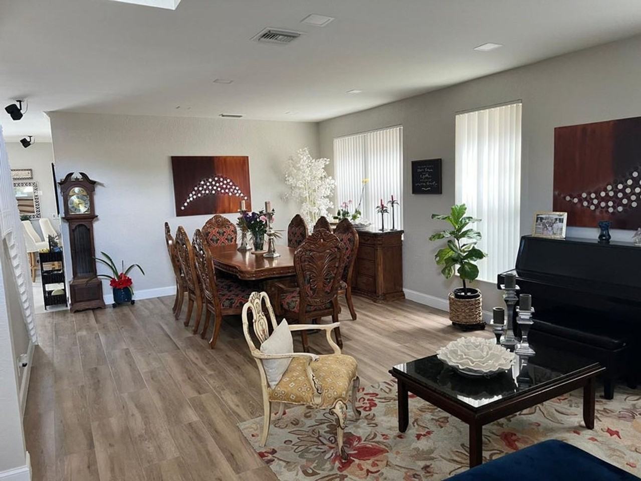 18280 Coral Isles Dr - Photo 2 of 11