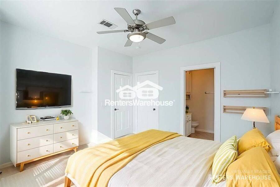 3818 Hazard St - Photo 6 of 21