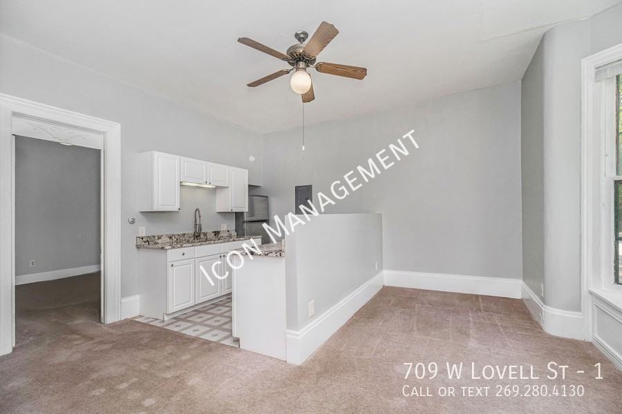 709 West Lovell Street #1 - Photo 4 of 15