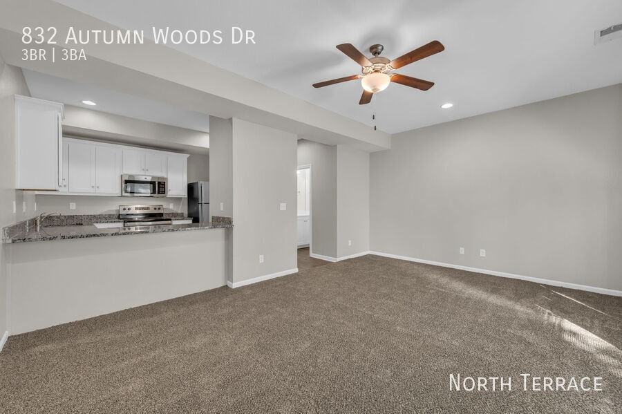 832 Autumn Woods Dr - Photo 6 of 35