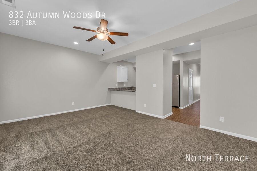 832 Autumn Woods Dr - Photo 7 of 35