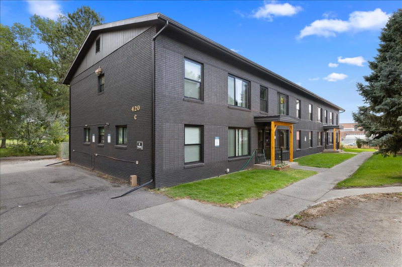 420 Lordwith Dr - Photo 2 of 21