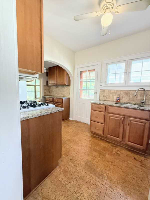 502 27th Ave - Photo 3 of 15