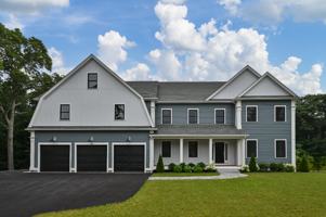 featured image of 585 Lowell St #1