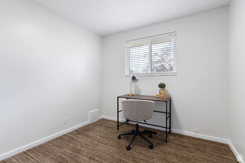 2022 S Holladay Blvd #A - Photo 7 of 17