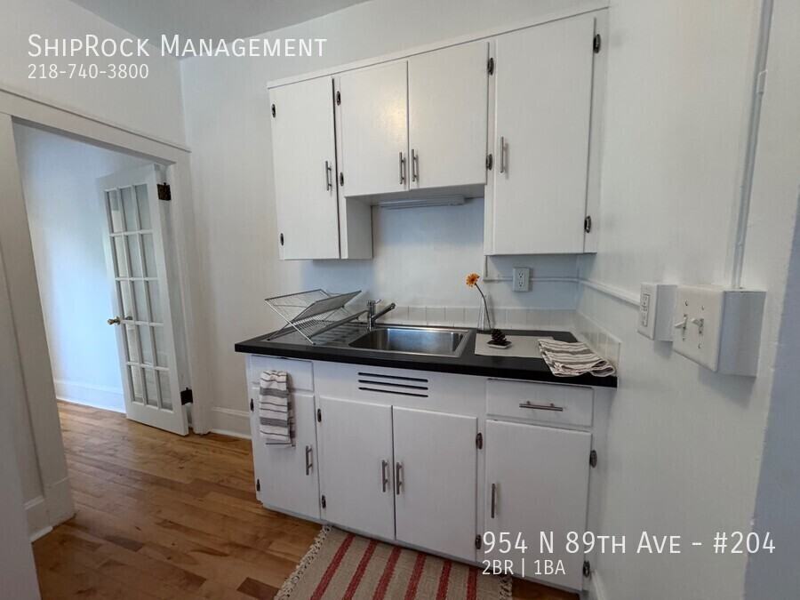 954 954 N 89th Ave #204 - Photo 4 of 12