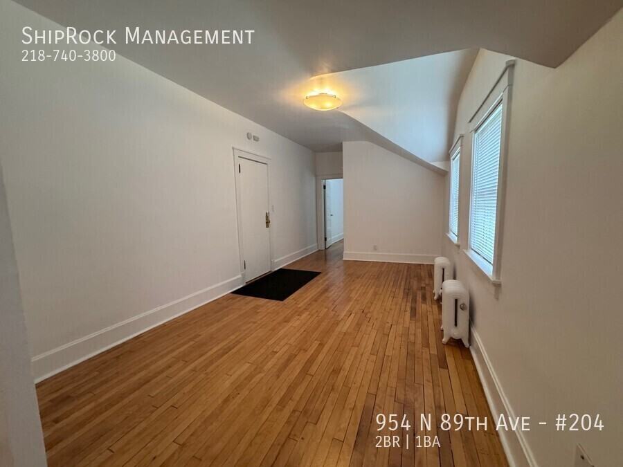 954 954 N 89th Ave #204 - Photo 5 of 12