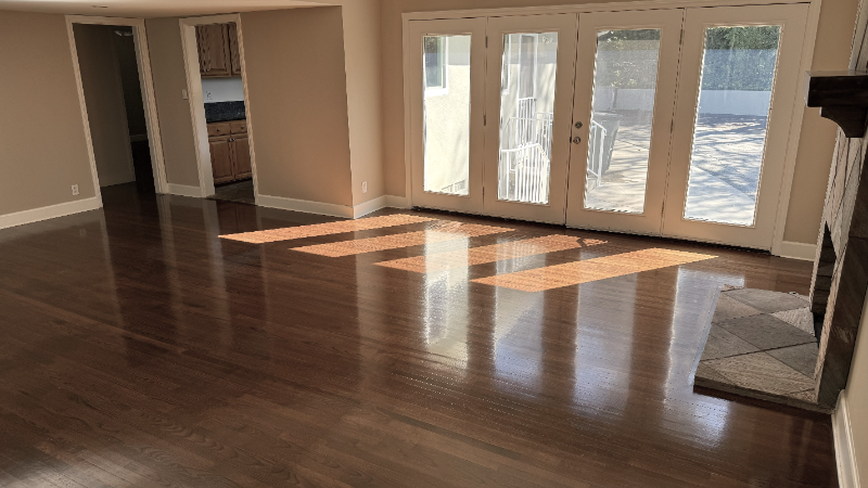 1090 Pine Bluff Dr - Photo 2 of 17