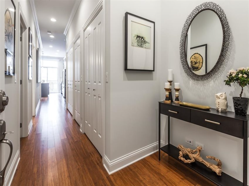 832 S Wells St - Photo 4 of 8