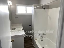 featured image of 815 4th St Sw #827