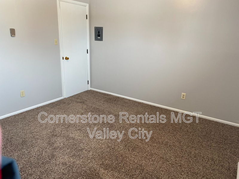 815 4th Street Southwest #827 - Photo 7 of 10