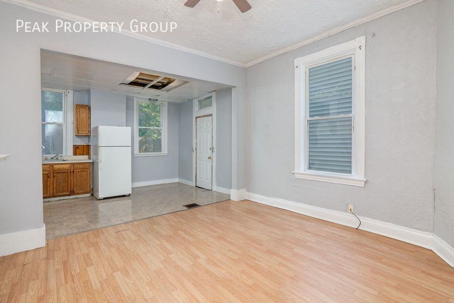 2554 Vestry Ave - Photo 2 of 24