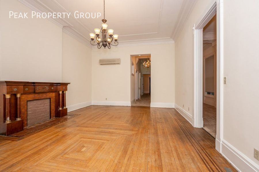 2365 Auburn Ave #6 - Photo 4 of 9