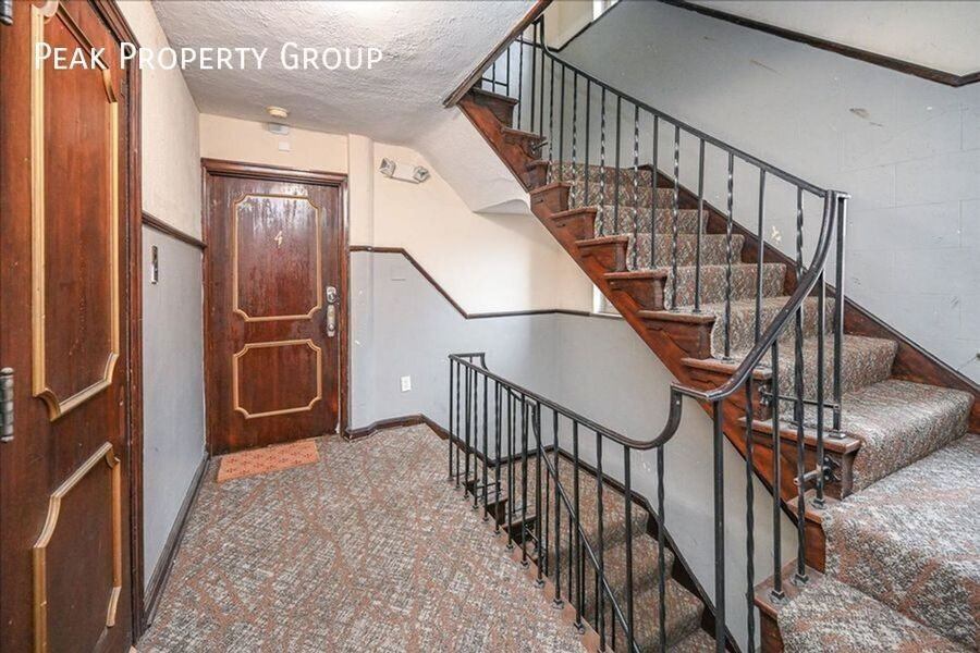 2802 Digby Ave #3 - Photo 2 of 5