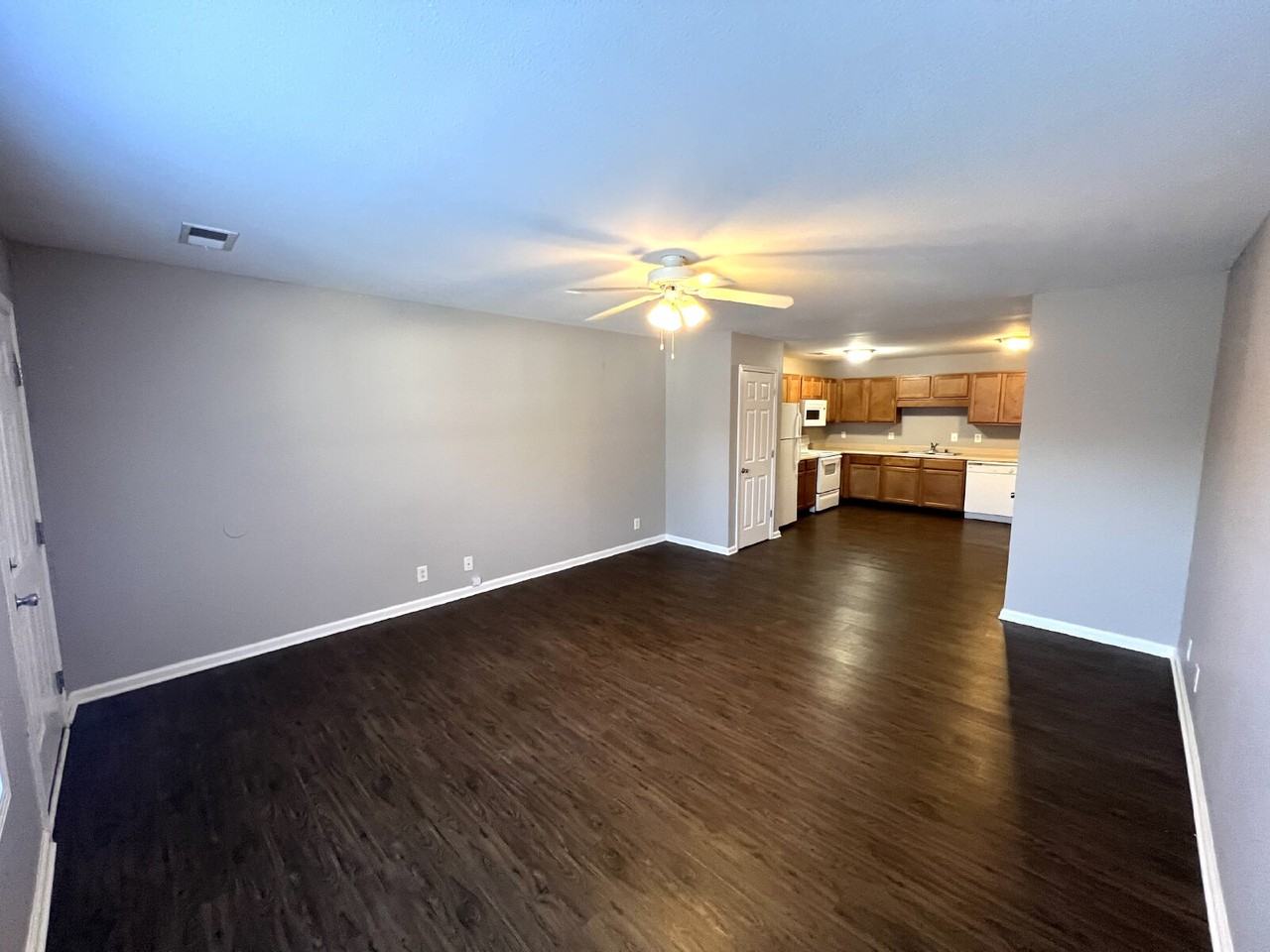 9103 Pembroke Oak Grove Rd #4A - Photo 2 of 12