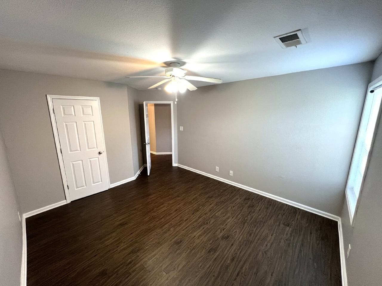 9103 Pembroke Oak Grove Rd #4A - Photo 7 of 12
