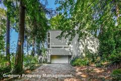 2914 E Lake Sammamish Pkwy Ne - Photo 1 of 1