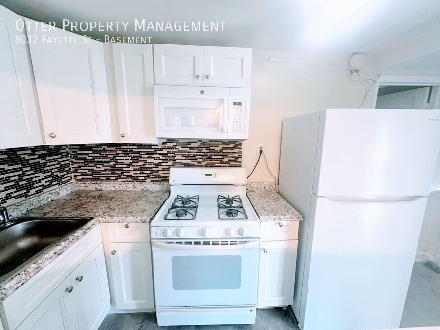 8032 Fayette St #BS - Photo 7 of 11