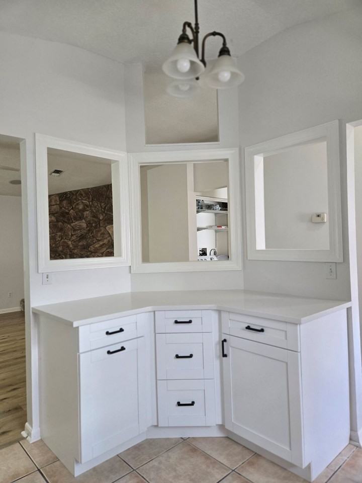 795 Stocks St - Photo 3 of 3
