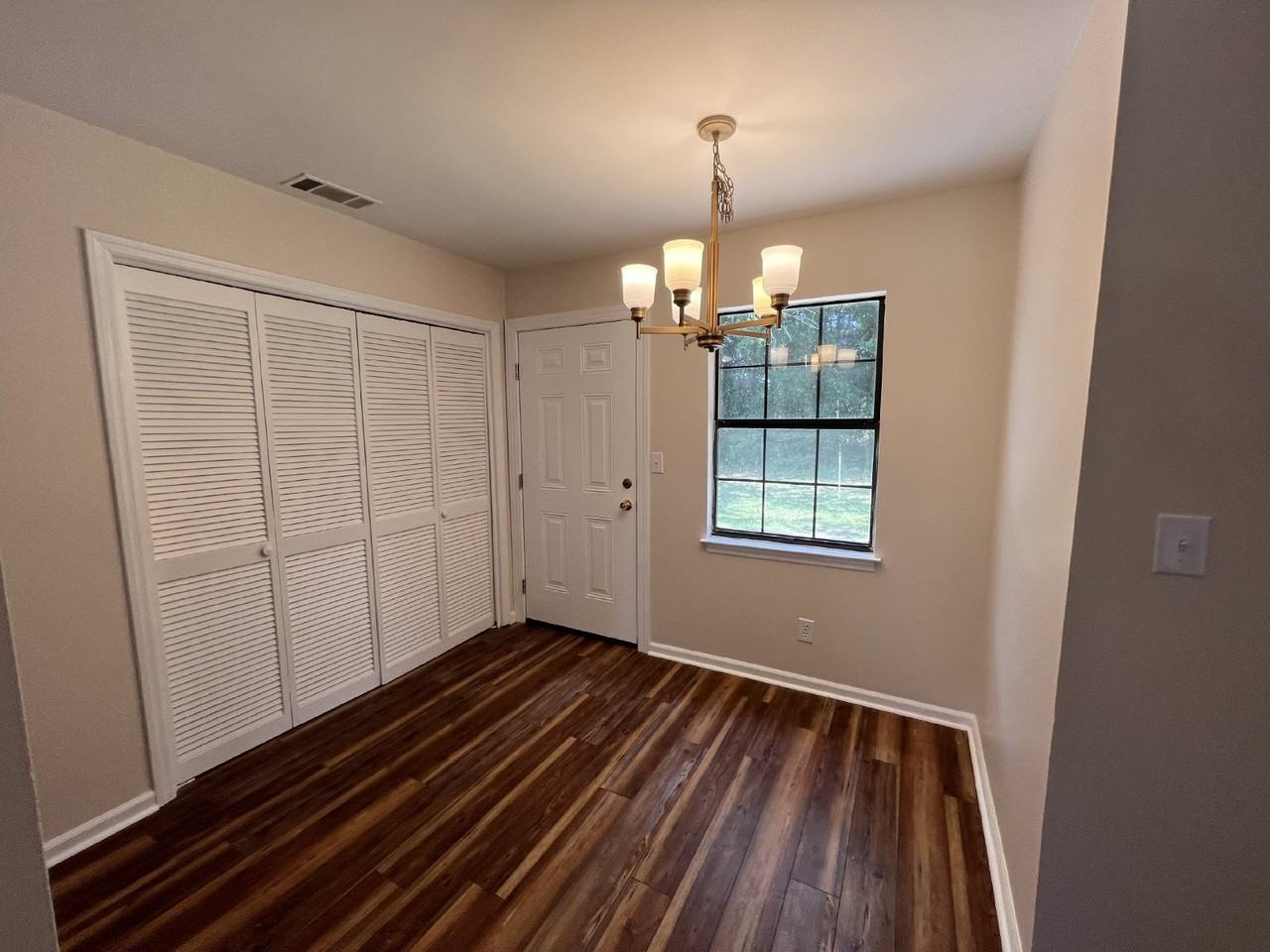 260 Garden Cir - Photo 6 of 8