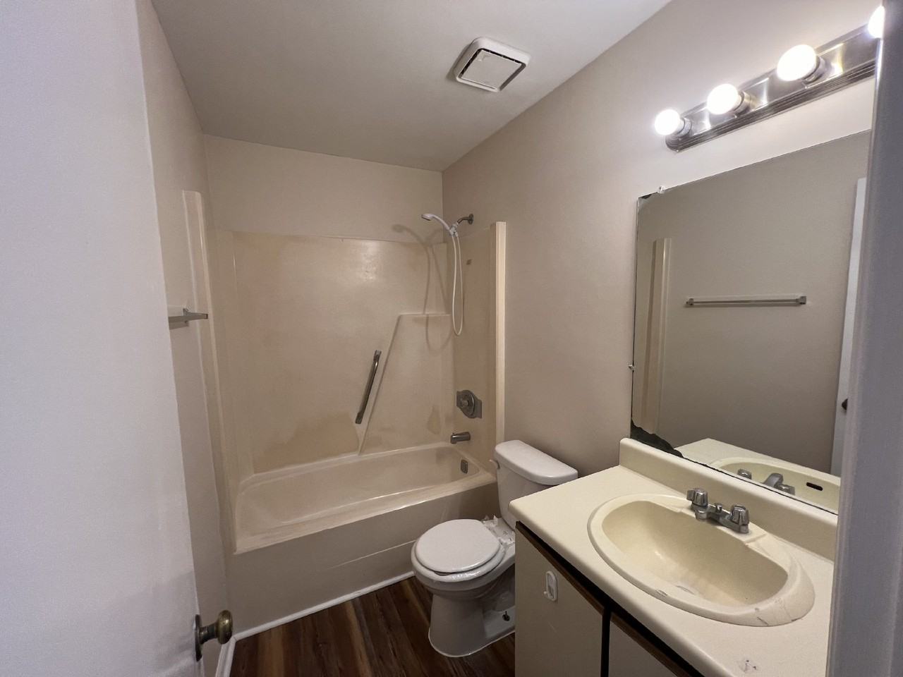 260 Garden Cir - Photo 7 of 8