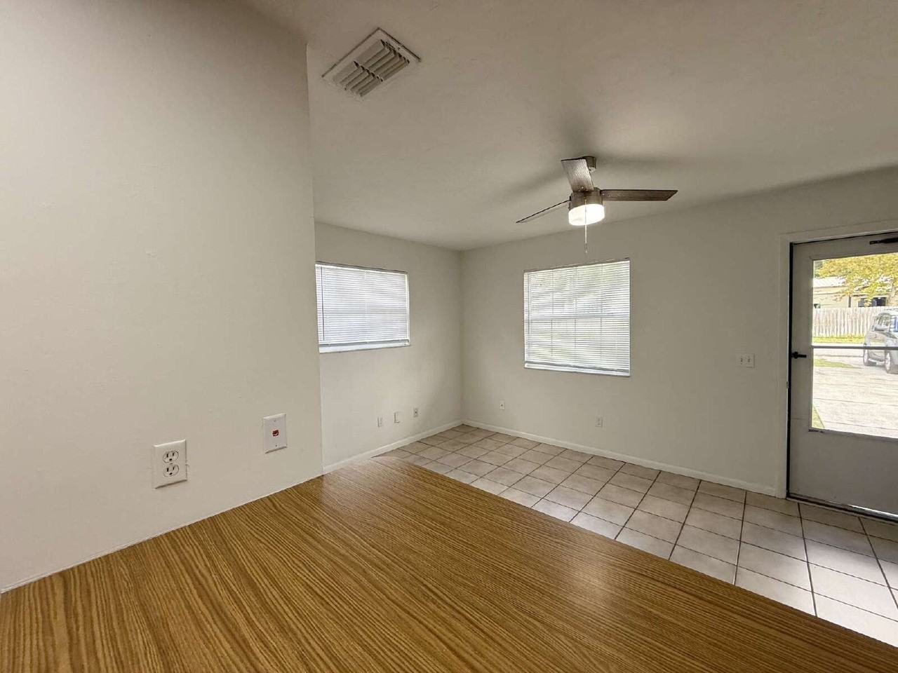 3815 Osprey Cir #D - Photo 4 of 15