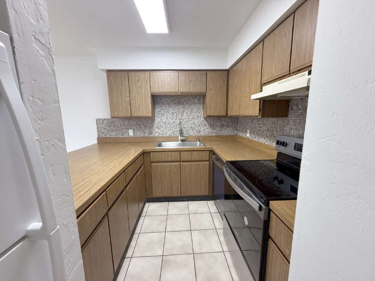 3815 Osprey Cir #D - Photo 7 of 15