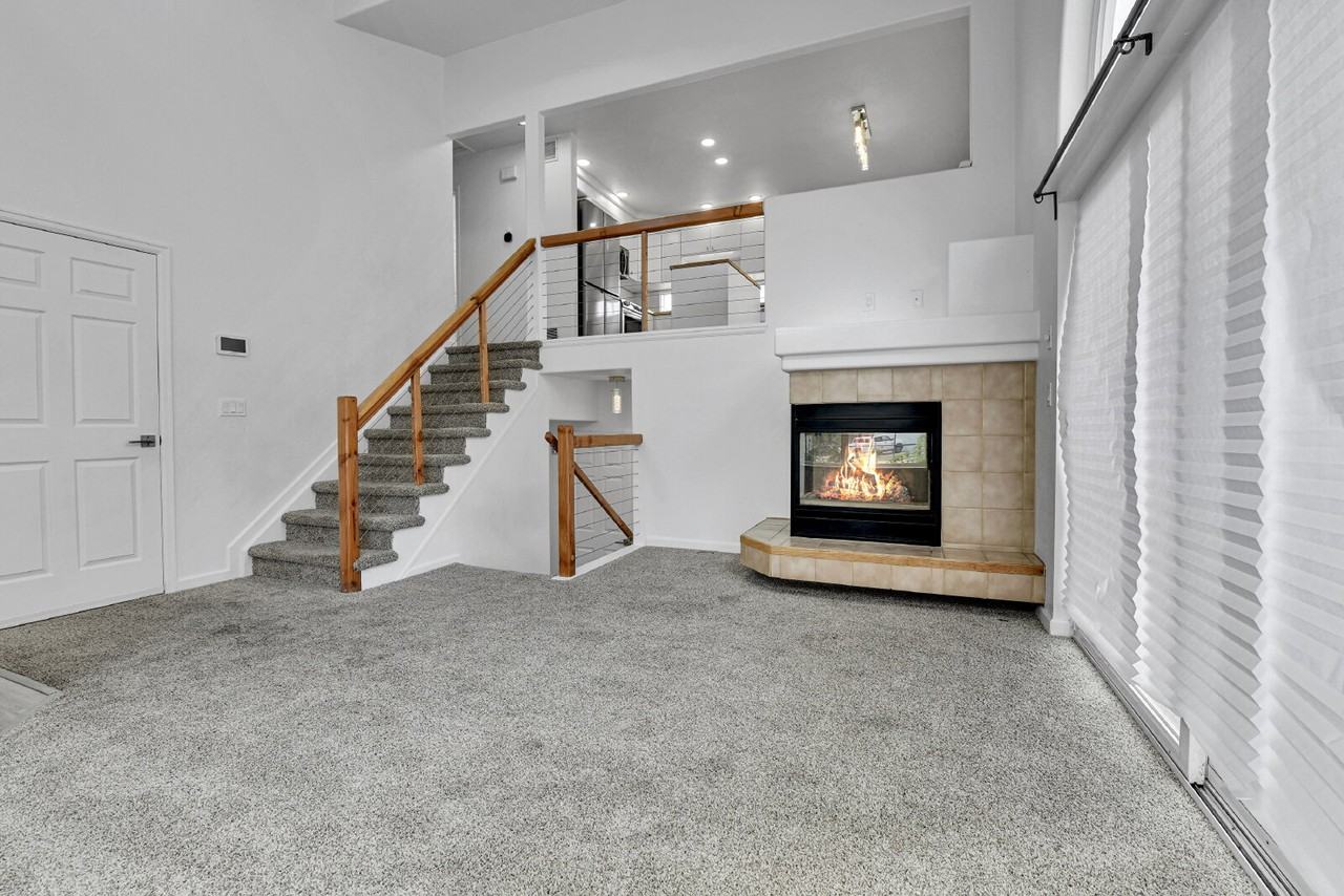 4692 Gibraltar St - Photo 6 of 43