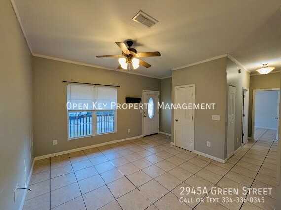 2945A Green St - Photo 3 of 17