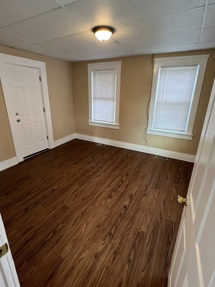 43 Oxford Avenue, Unit 1L - Photo 3 of 11