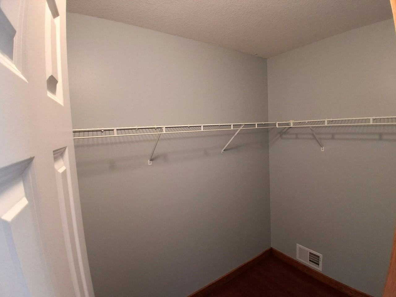 2972 Eagle Valley Dr - Photo 5 of 41