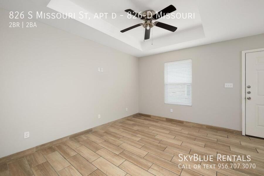 826 S Missouri St - Photo 3 of 12