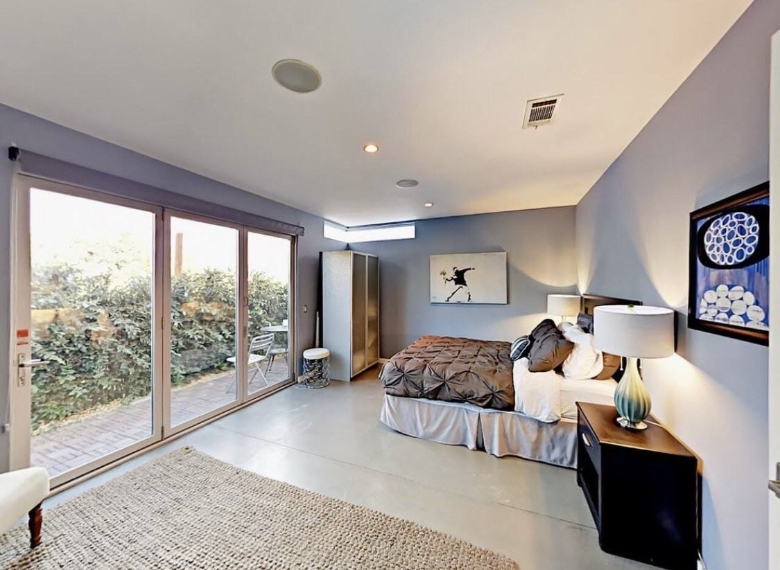 1444 Mohawk Street - Photo 2 of 5