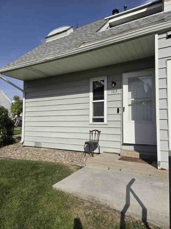 17093 East Tennessee Drive, Unit 103 - Photo 6 of 10