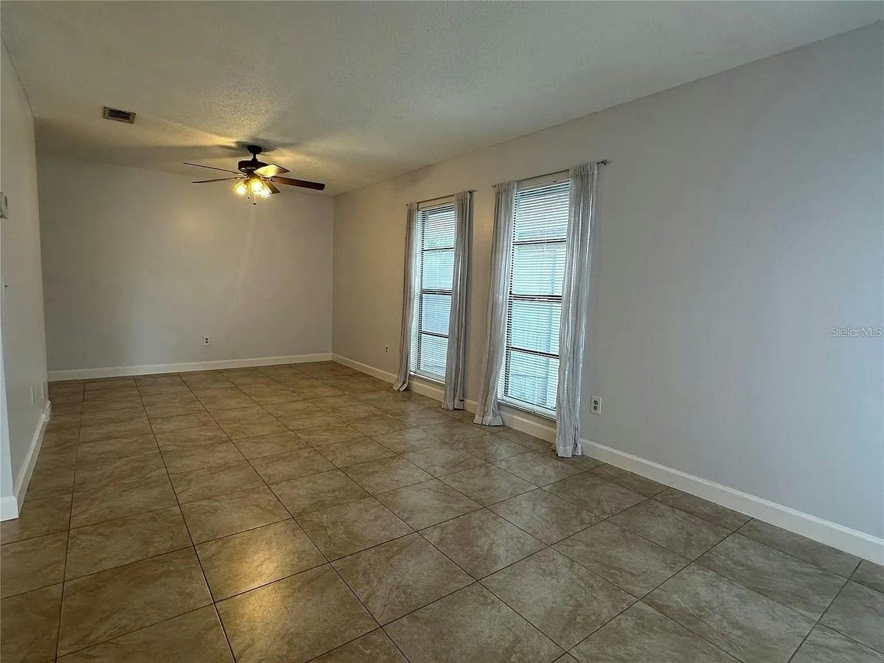 2709 Shadybranch Drive - Photo 3 of 10