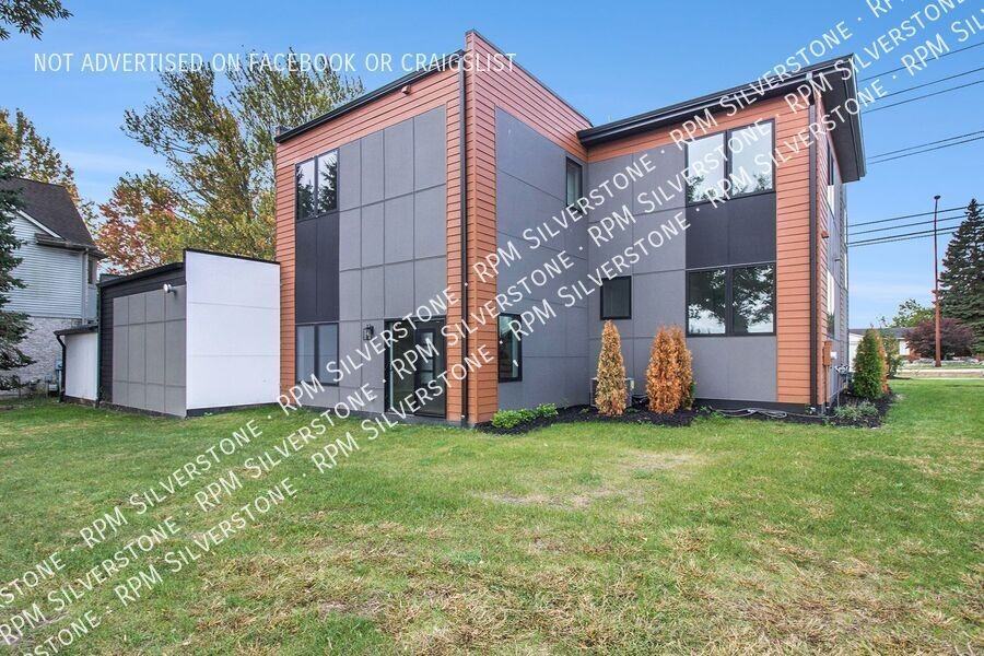 6480 John R Rd - Photo 2 of 27