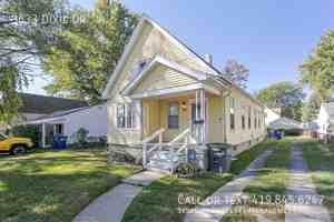 featured image of 3633 Dixie Dr