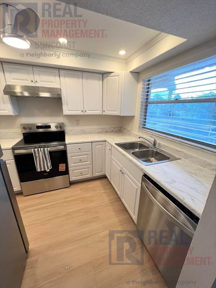 2280 Stickney Point Road #429 - Photo 4 of 19