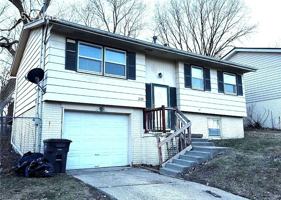 featured image of 205 E Wall Ave