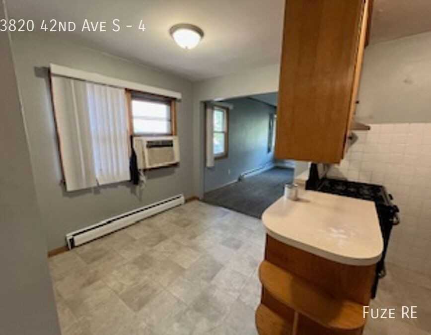 3820 42nd Ave S #4 - Photo 2 of 11