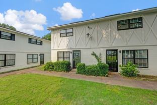 676 Hobbs Dr - Photo 1 of 1