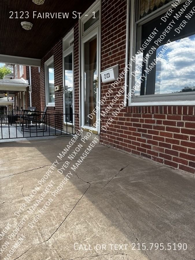 2123 Fairview St #1 - Photo 2 of 22