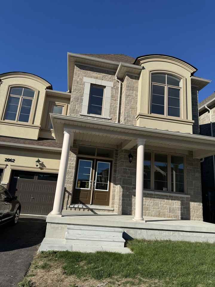 2862 Shortreed Gdns - Photo 2 of 6