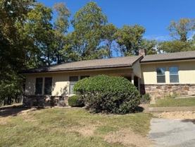 8 Connie Ln - Photo 1 of 1