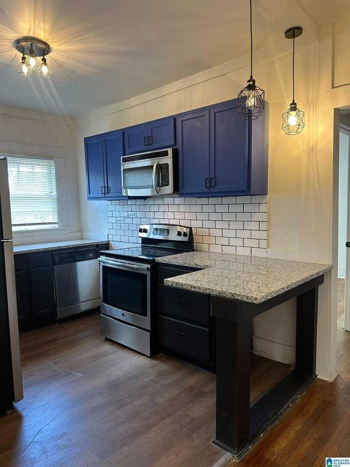 1229 8th Ave #B - Photo 3 of 12