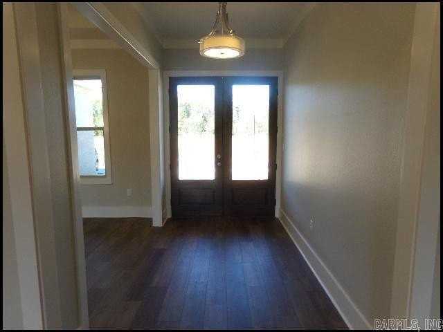 514 Corondelet Ln - Photo 2 of 25