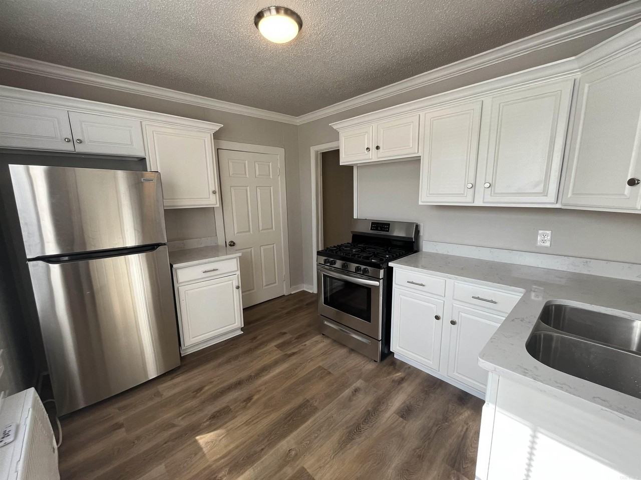 4101 A St - Photo 2 of 12