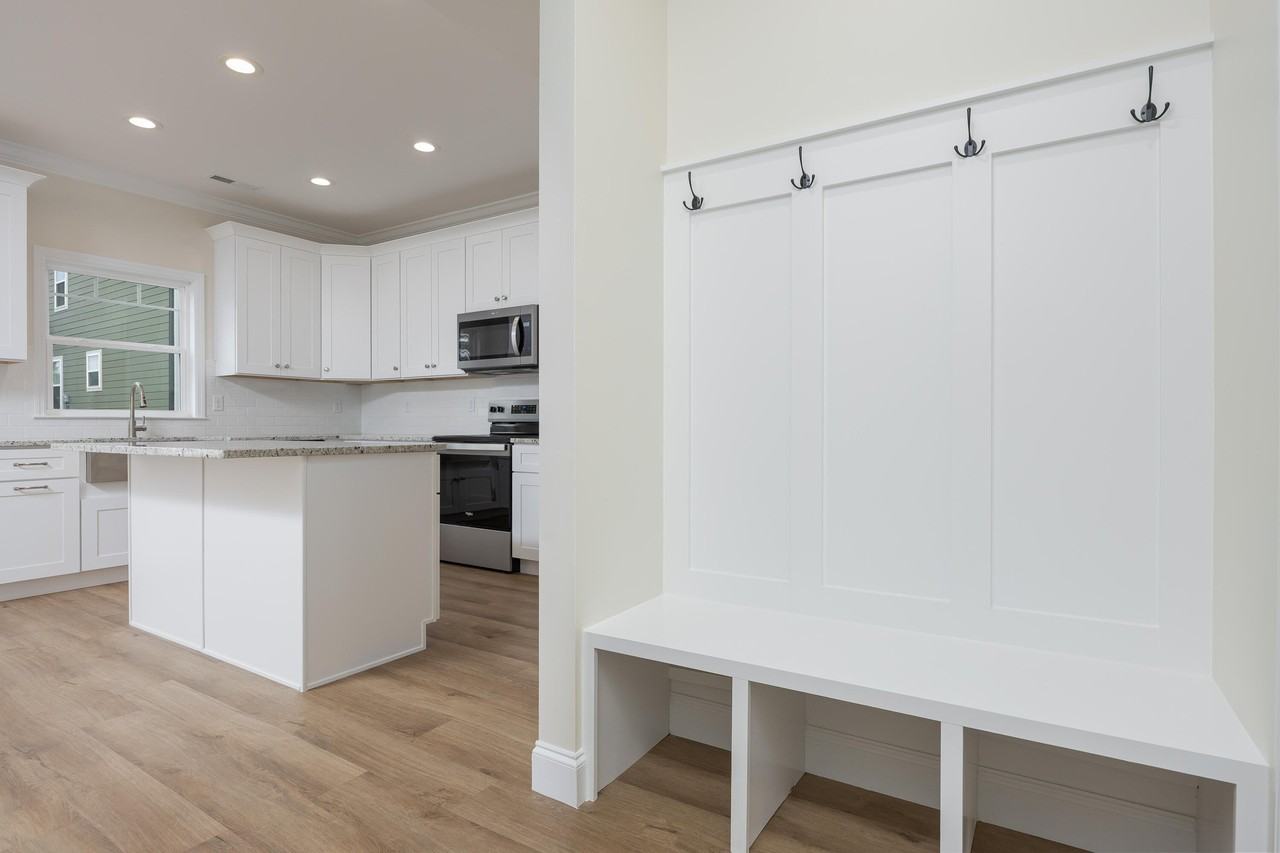 5029 Solar Ln Nw - Photo 4 of 28