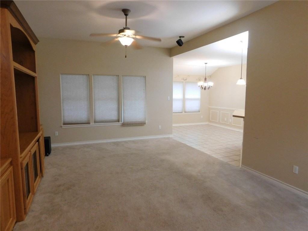 3201 Nacogdoches Drive - Photo 6 of 25